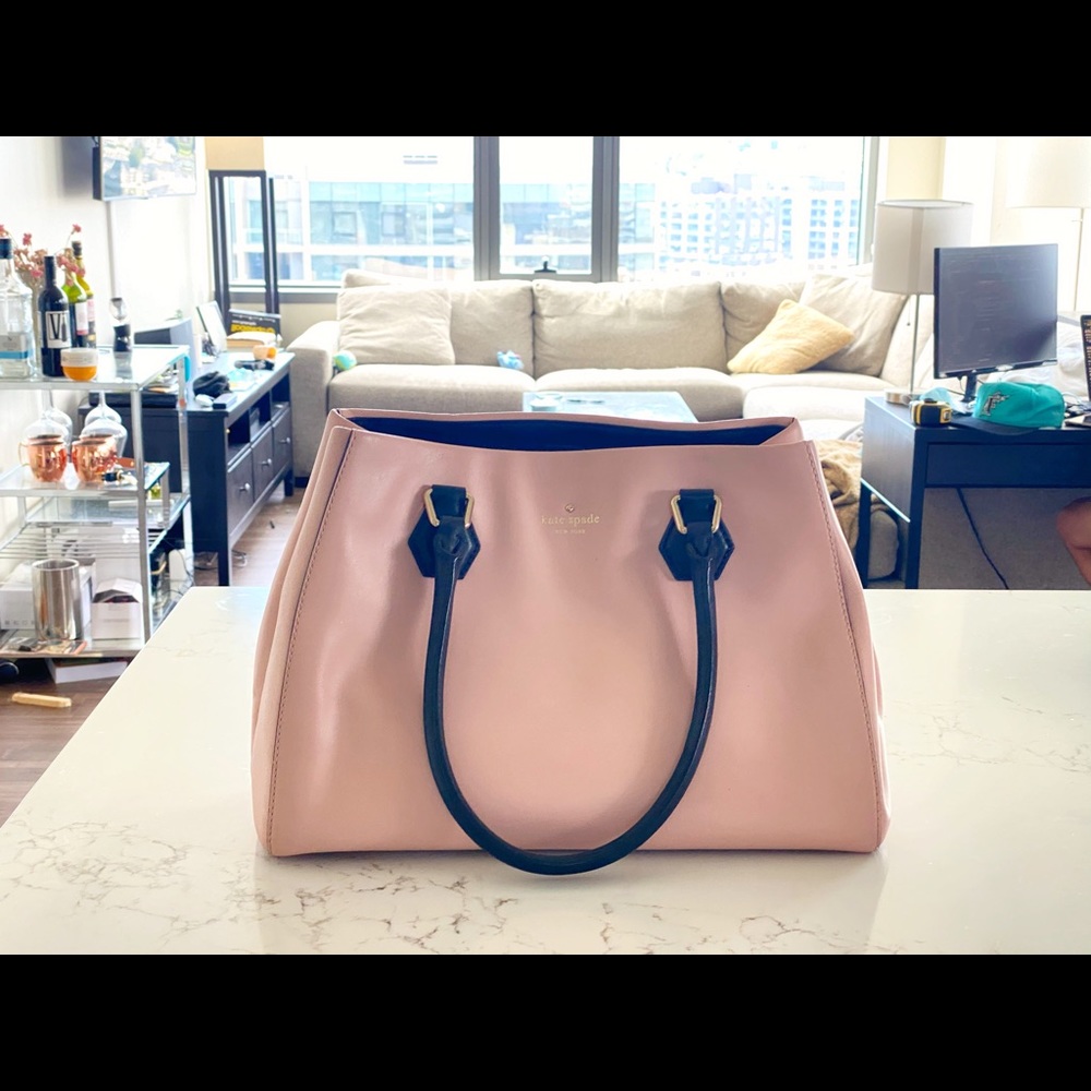 Luxe Calfskin Leather Purse - Kate Spade